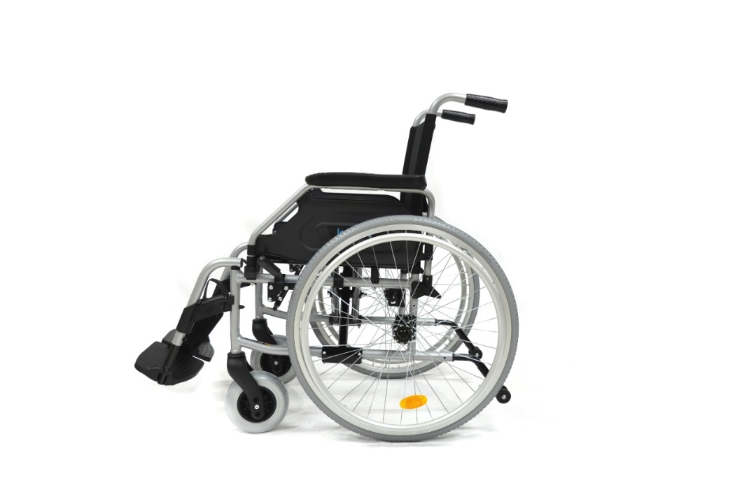 Fotoliu rulant YK9041 - cu rotita stabilizatoare